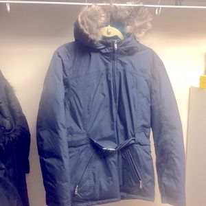 Like New! North Face winter coat with hood